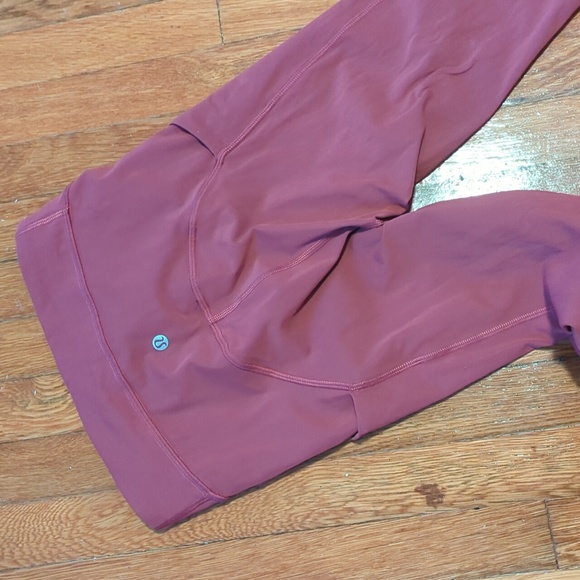 Lululemon Power Thru Legging - Picture 2 of 2